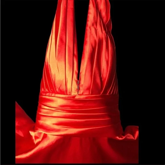 Vintage red satin halter dress for pinup girl, Marilyn. - Picture 3 of 4